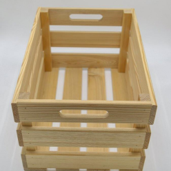 Caisse de rangement en bois massif