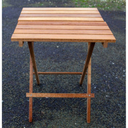 Table d'appoint pliante en iroko massif