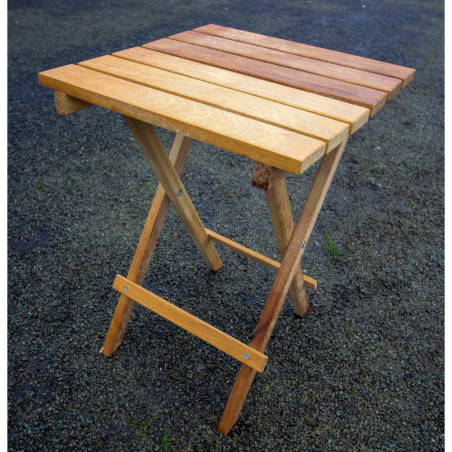 Table pliante en iroko massif